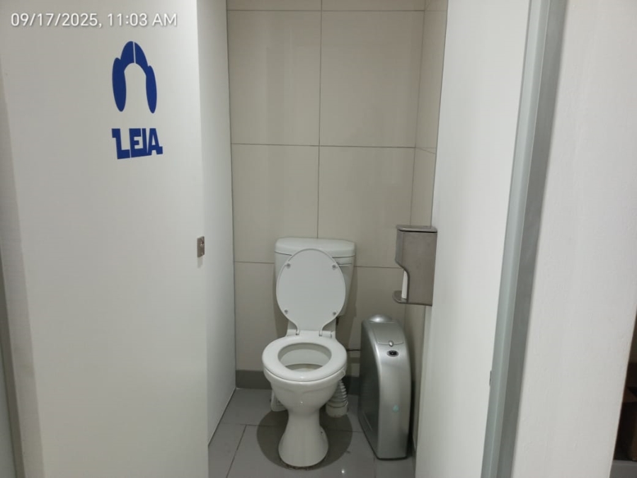 Commercial Property for Sale in Green Point Western Cape